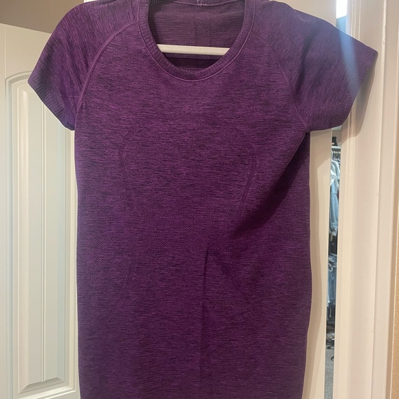 lululemon athletica Tops - Lululemon swiftly tech short sleeve